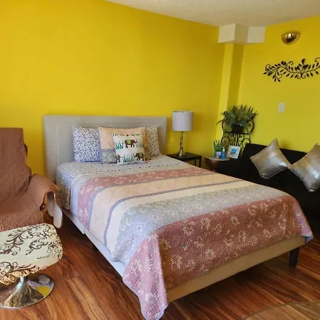 Relaxing Ocean View Boutique Condo - 20F